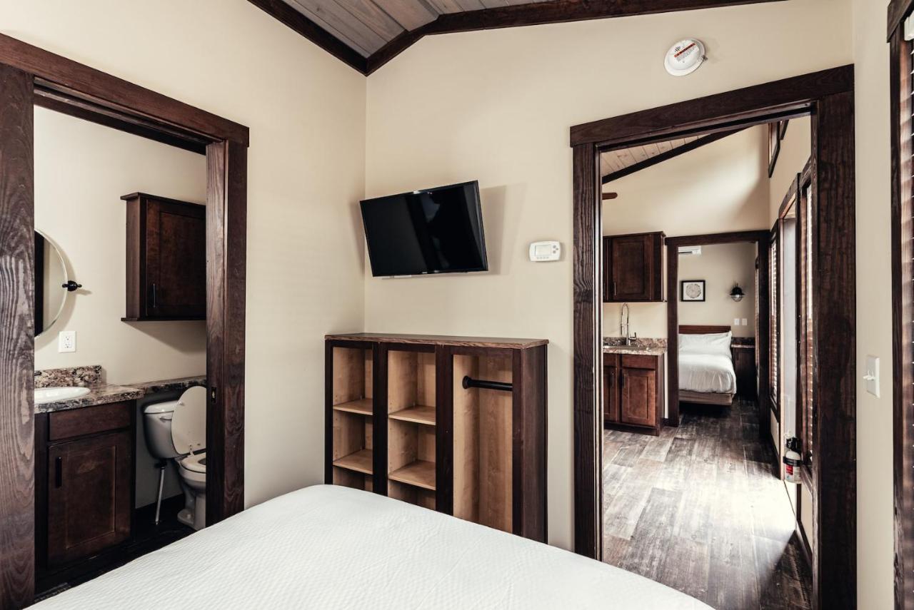 Hotel Camp Cedar Mason Exterior foto